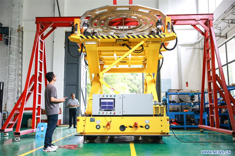 Le télescope géant chinois utilise des robots de maintenance intelligents