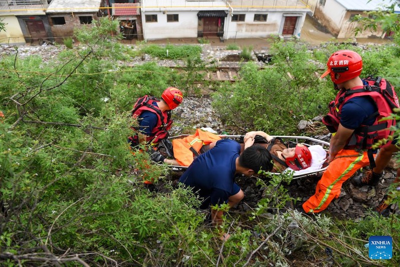 Beijing : les secours sont en cours dans les districts touchés par les inondations