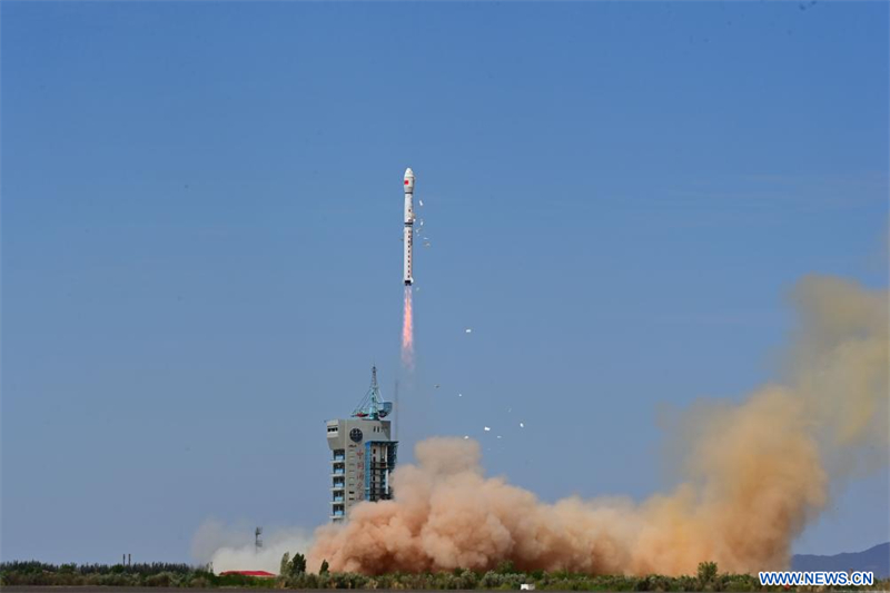 La Chine lance un satellite Fengyun-3