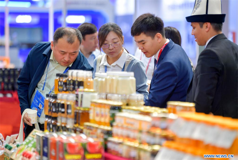 Ouverture de la Foire du commerce de marchandises Chine-Eurasie au Xinjiang