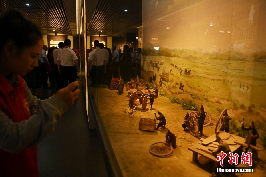 Gansu : le Musée des chars de Majiayuan et ses reproductions des chars luxueux de l'époque des Royaumes combattants