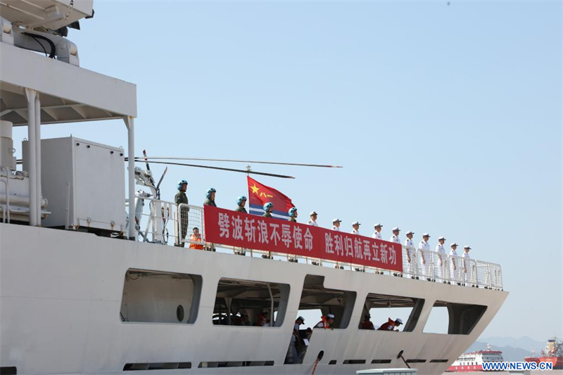 Retour d'un navire-hôpital chinois après une mission humanitaire