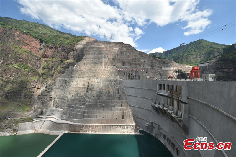 La centrale hydroélectrique de Baihetan, le plus grand corridor d'énergie propre au monde