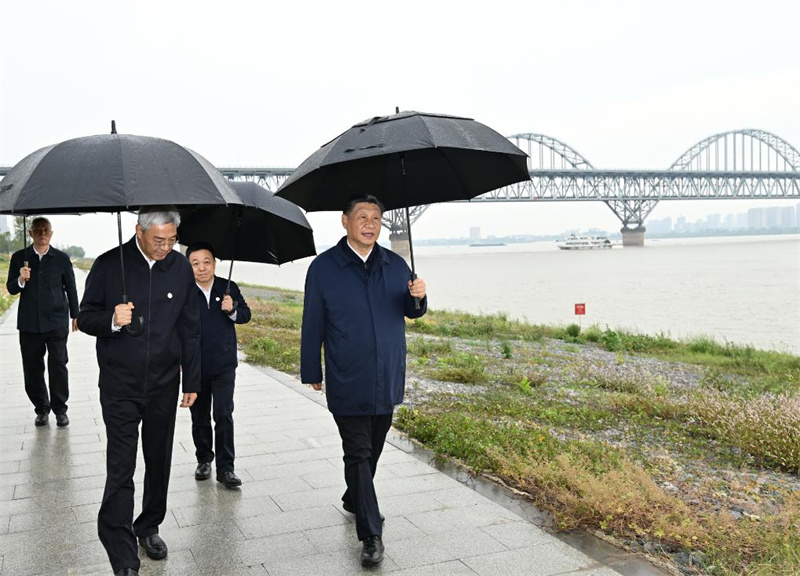 Xi Jinping inspecte Jiujiang dans la province orientale du Jiangxi