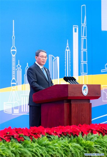 Le PM chinois promet une plus grande ouverture lors d'une exposition d'importation de haut niveau