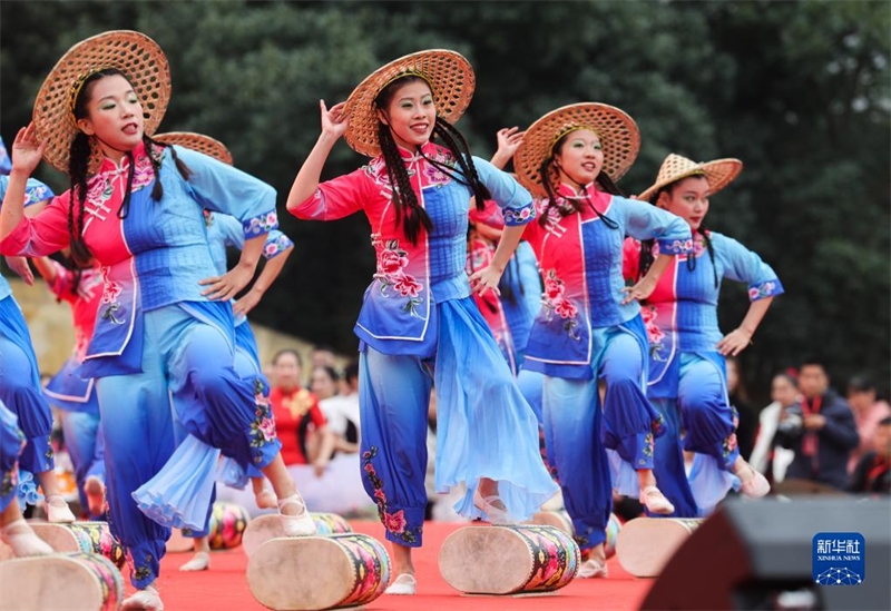 Zhejiang : ouverture de la foire traditionnelle de Jiande