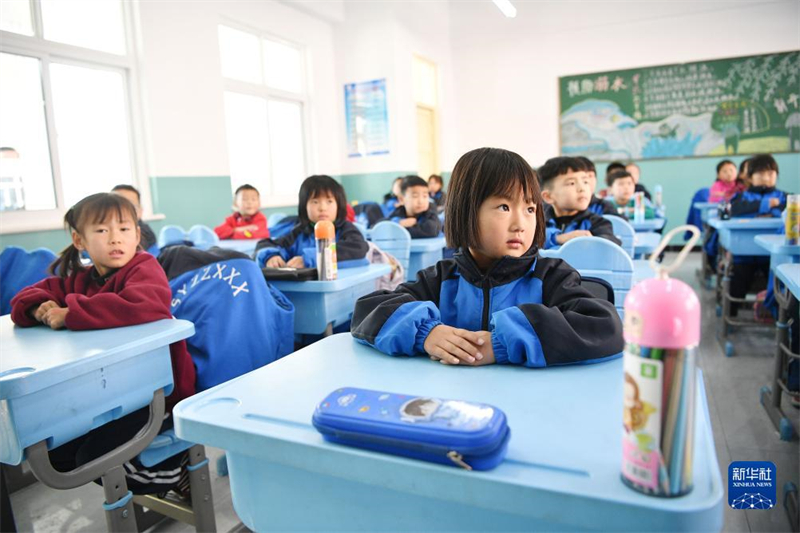 Ningxia : la rénovation du système de chauffage pour améliorer la vie des enfants des régions montagneuses pendant l'hiver