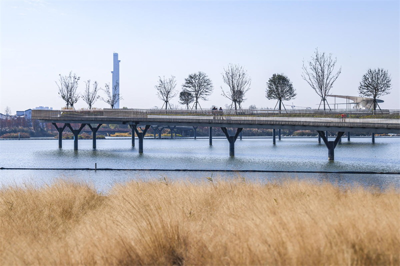 Shanghai : le pont Yuandang à marche ralentie est devenu un site touristique