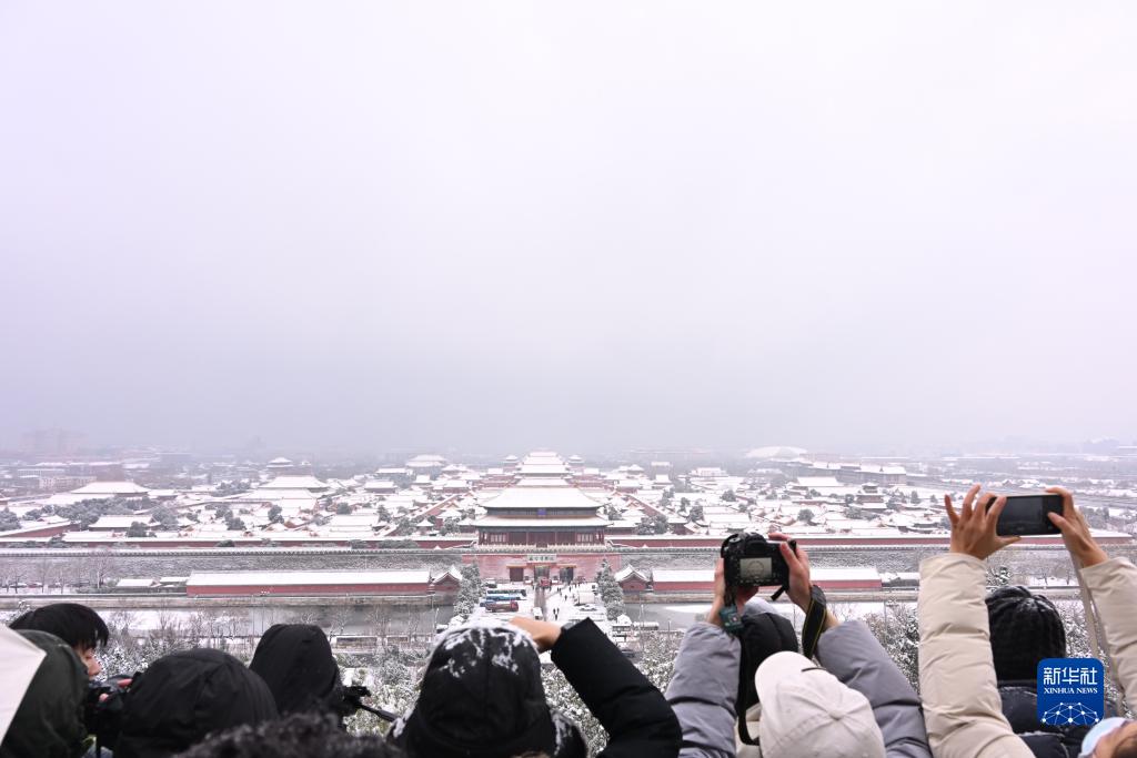 Les premiers flocons de neige sont tombés à Beijing