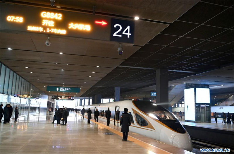 Mise en service d'un chemin de fer reliant Tianjin à l'aéroport Daxing de Beijing