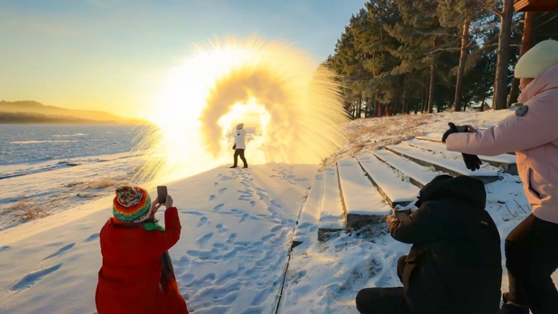 Venez découvrir comment créer un paysage féérique de cristaux de glace !