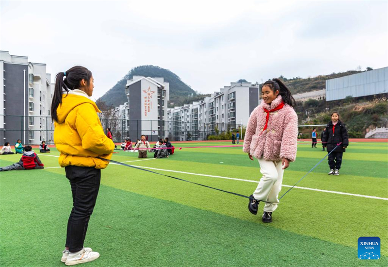 Guizhou : une jeune fille Miao commence une nouvelle vie grâce aux efforts de lutte contre la pauvreté