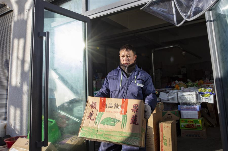 Mise en place d'un système de livraison de fruits et légumes frais dans les villages reculés du Xizang