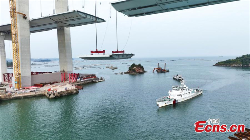 Le plus long pont maritime du Guangxi a été connecté