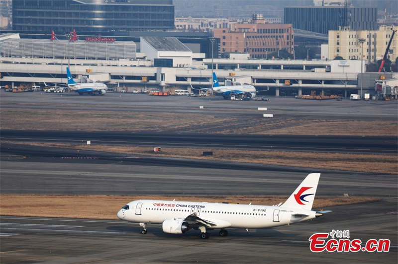 L'avion de ligne chinois C919 a effectué son premier vol sur la nouvelle route Shanghai-Beijing
