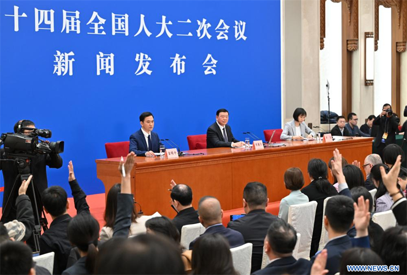 Conférence de presse de l'organe législatif national de la Chine à la veille de sa session annuelle