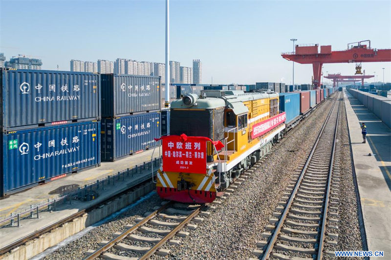 Un service de fret ferroviaire Chine-Europe relie le Heilongjiang aux Pays-Bas