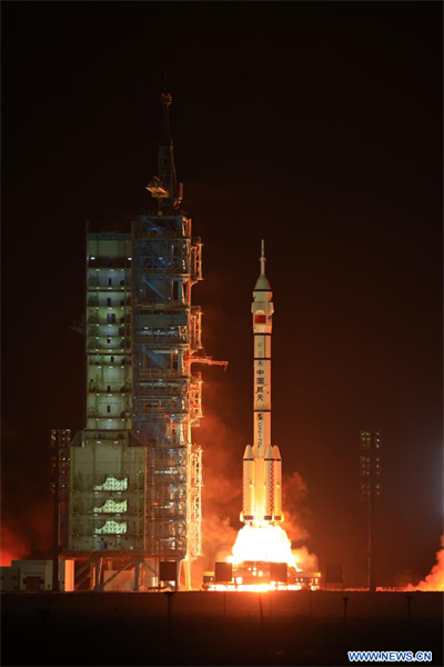 La Chine lance le vaisseau spatial habité Shenzhou-18