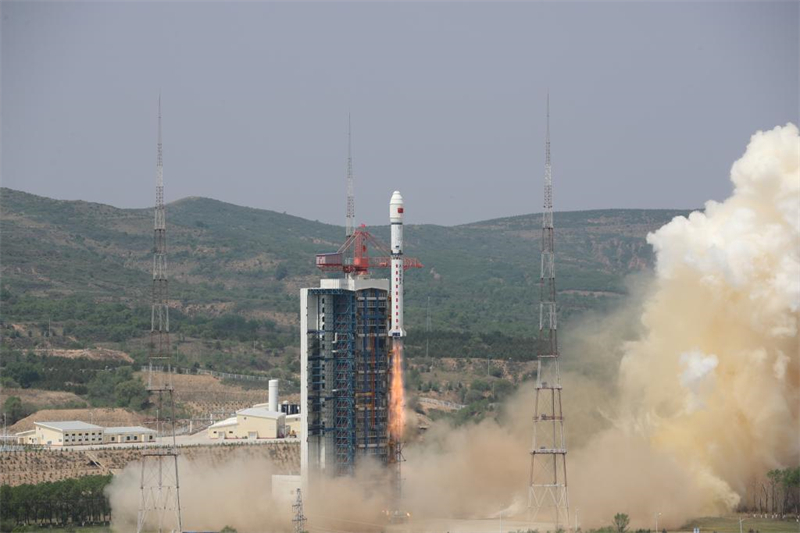 La Chine lance quatre satellites dans l'espace