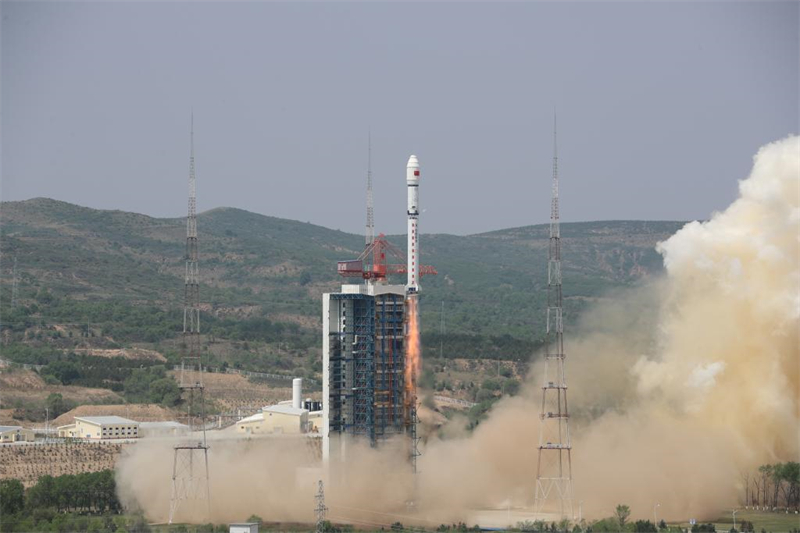 La Chine lance quatre satellites dans l'espace