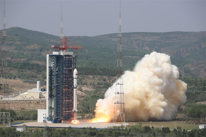 La Chine lance quatre satellites dans l'espace