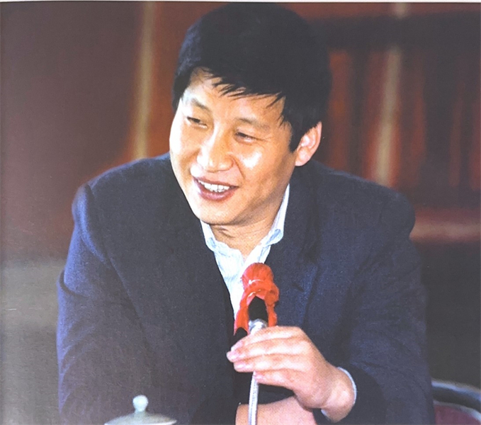 De 1988 à 1990, le camarade Xi Jinping a été secrétaire du comité préfectoral du Parti communiste chinois de Ningde, dans la province du Fujian (sud-est de la Chine). (Source : « Sortir de la pauvreté »)