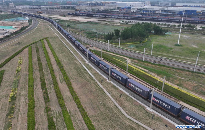 Les trains de fret Chine-Europe réalisent plus de 90.000 voyages, stimulant le développement de qualité de l'initiative 
