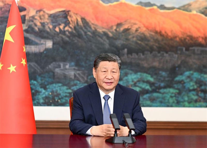 Les chefs d'Etat de la Chine, du Kirghizstan et de l'Ouzbékistan se félicitent de la signature de l'accord intergouvernemental sur un projet de chemin de fer
