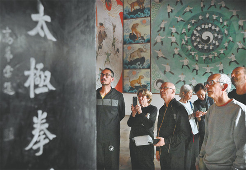 Le tai-chi prospère avec une touche française