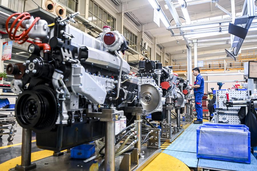 Chaîne de production de moteurs de la Guangxi Yuchai Machinery Group Co., dans la région autonome Zhuang du Guangxi, dans le sud de la Chine, le 15 mai 2024. (Photo : Cao Yiming)