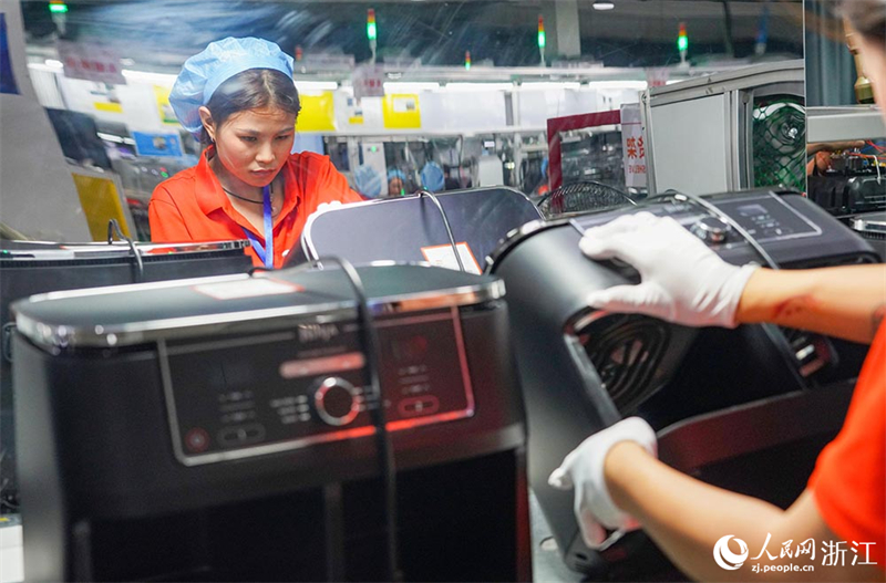 Zhejiang : les commandes à l'exportation de friteuses à air chaud des usines de Cixi ont doublé depuis l'année dernière