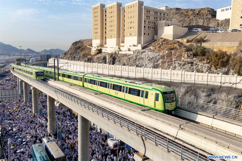 Une ligne de métro léger de fabrication chinoise assure plus de 2 millions de trajets à La Mecque pour les pèlerins du hadj