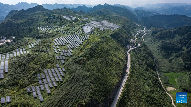 Guizhou : le réseau routier rural provincial s'est considérablement amélioré au cours de la dernière décennie