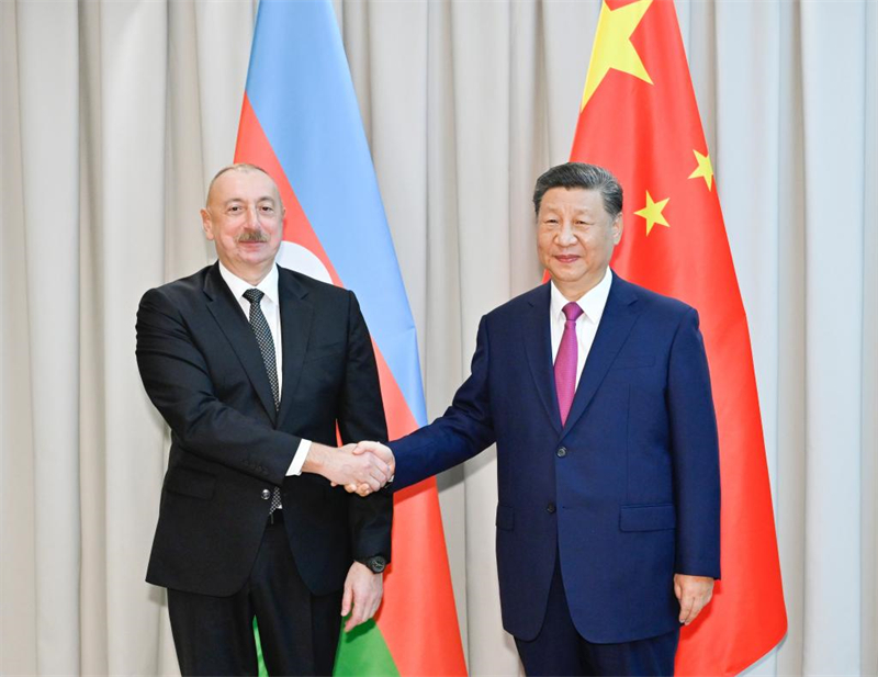 La Chine et l'Azerbaïdjan portent leurs relations bilatérales au niveau de partenariat stratégique