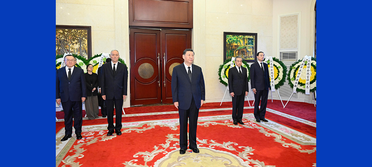 Xi Jinping déplore le décès de Nguyen Phu Trong
