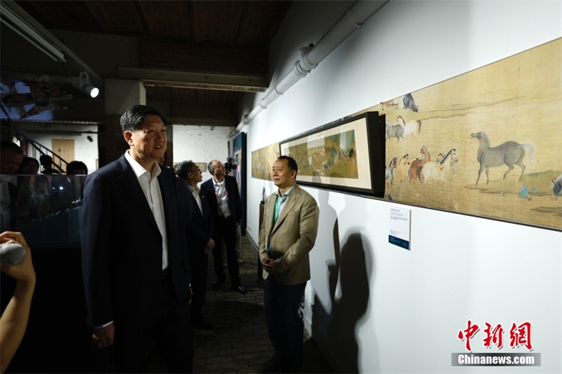 Ouverture officielle d'une exposition sur la culture sportive chinoise à Paris