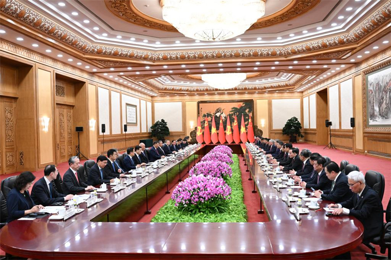 Xi Jinping s'entretient avec le plus haut dirigeant vietnamien To Lam à Beijing