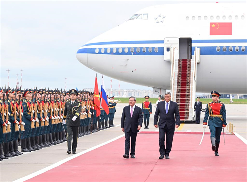 Le Premier ministre chinois se rend à Moscou pour promouvoir les relations bilatérales