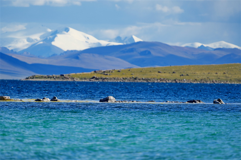 Xizang : le magnifique lac Tso Ngön à Nagqu