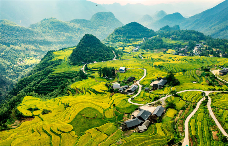 Hunan : les riches paysages de la campagne montagneuse de Dong'an