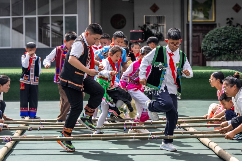 Yunnan : c’est la rentrée à l’école primaire de l'amitié sino-africaine de Jinping !