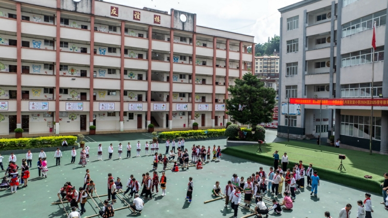 Yunnan : c’est la rentrée à l’école primaire de l'amitié sino-africaine de Jinping !