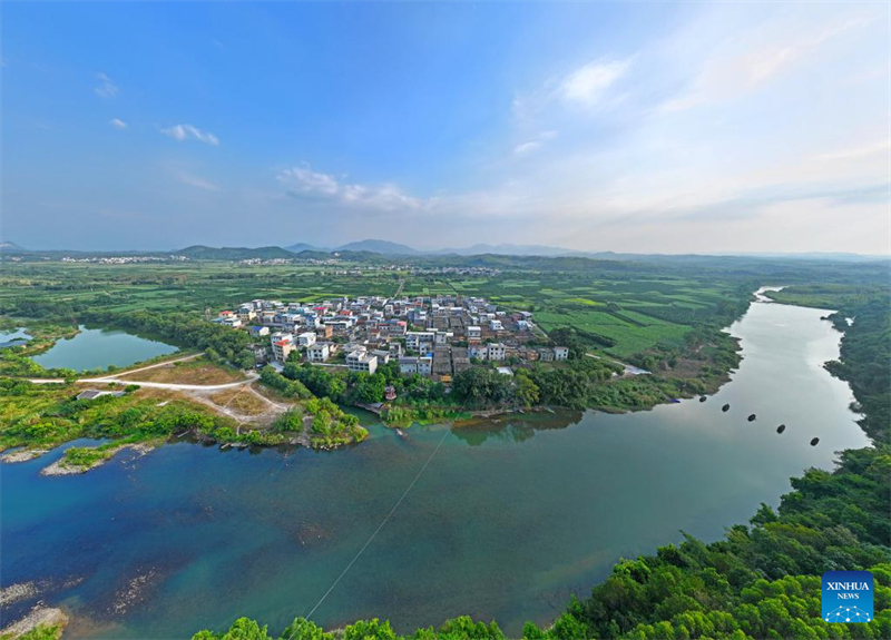 Guangxi : le village traditionnel de Nalu devient une attraction touristique et un lieu incontournable pour les voyages d'études