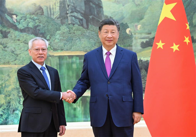 Xi Jinping rencontre le nouveau chef de l'exécutif de Macao Sam Hou Fai