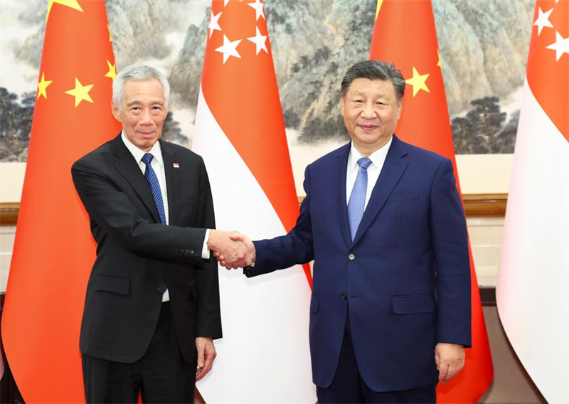 Xi Jinping rencontre Lee Hsien Loong à Beijing