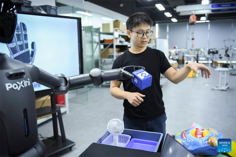 Le développement des robots humanoïdes prospère dans la région de la Grande Baie Guangdong-Hong Kong-Macao