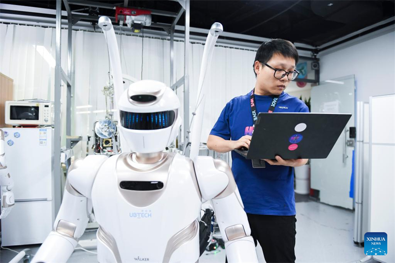 Le développement des robots humanoïdes prospère dans la région de la Grande Baie Guangdong-Hong Kong-Macao