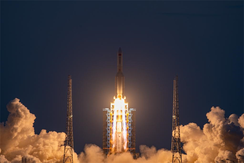 La Chine lance un groupe de satellites Internet