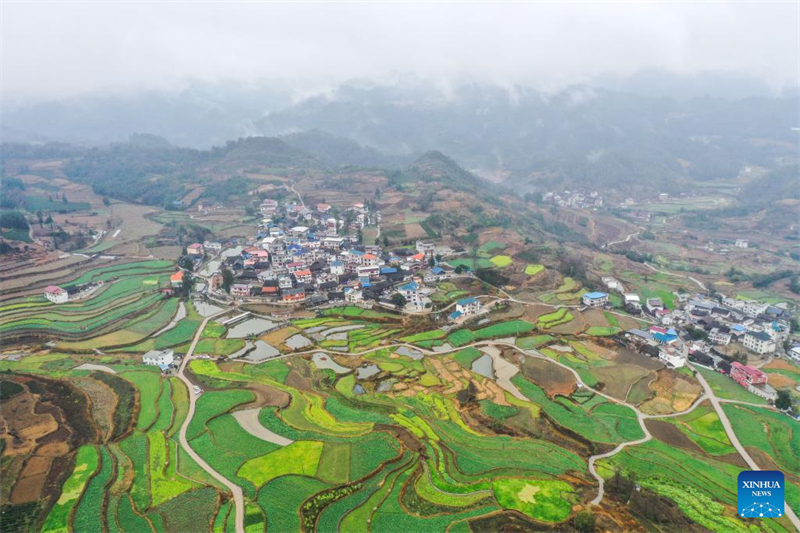 Guizhou : un conducteur de train à grande vitesse témoin du développement des infrastructures de transport de sa ville natale