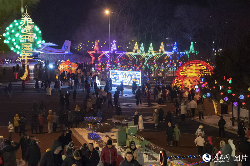 La Fête des Lanternes est là, une douce chaleur envahit le monde